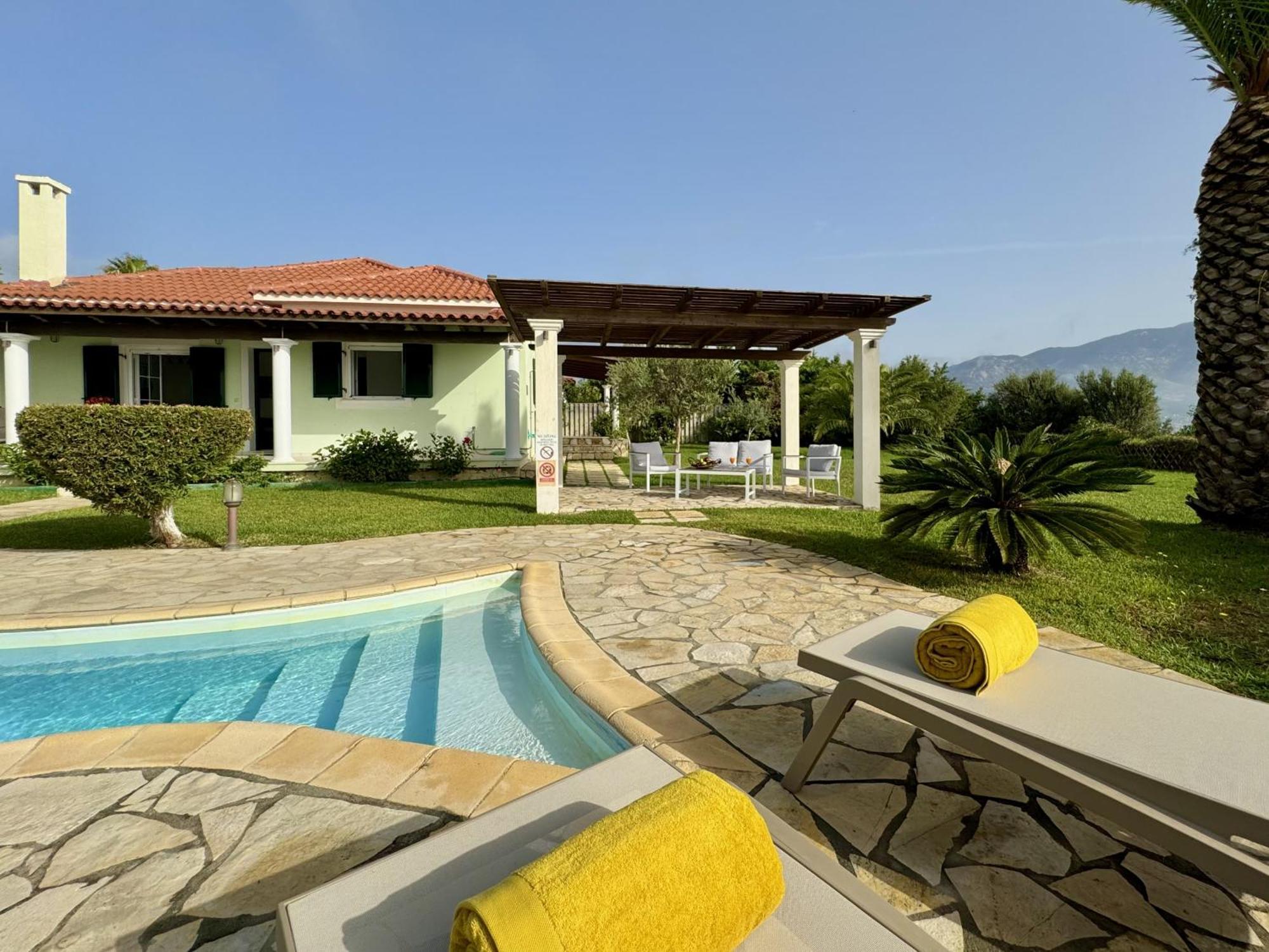 Villa Ermis Spartia  Exteriör bild
